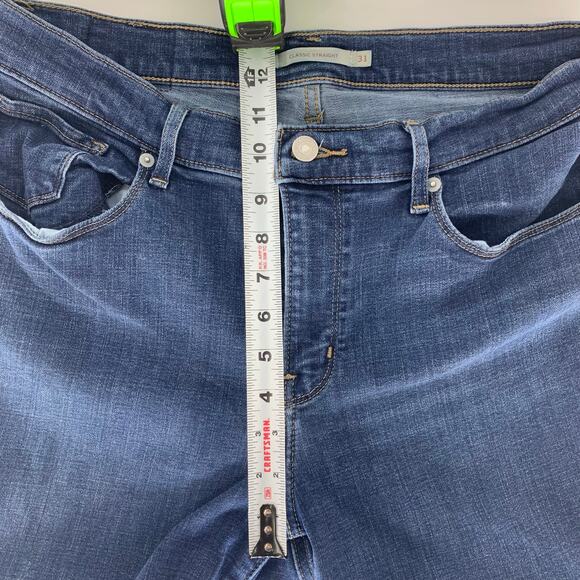 Levi's Women's Classic Straight Leg Jeans Size 12M - Picture 4 of 16